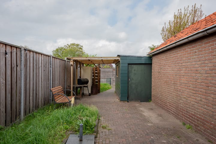 Foto 38 van Leeuwerikstraat 64