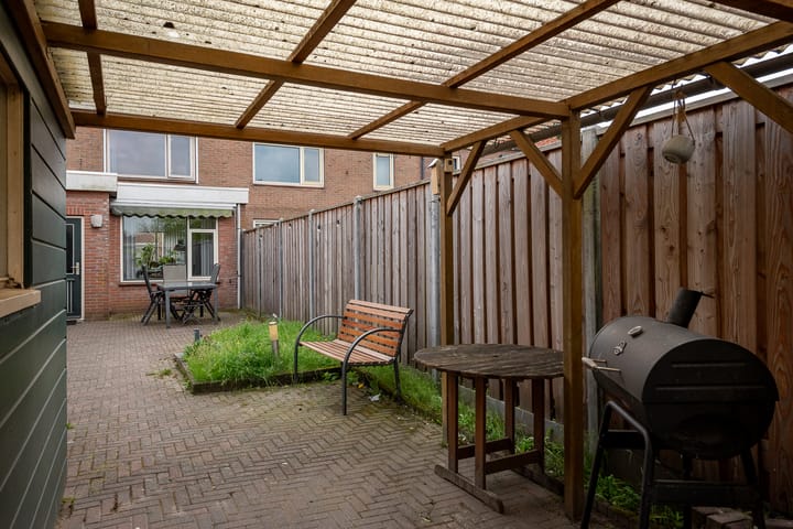 Foto 43 van Leeuwerikstraat 64