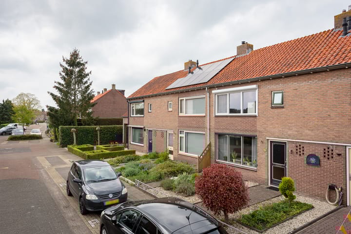 Foto 49 van Leeuwerikstraat 64