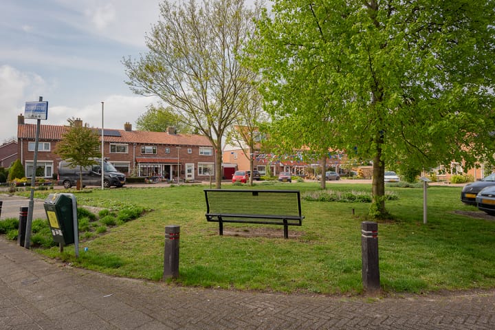 Foto 53 van Leeuwerikstraat 64