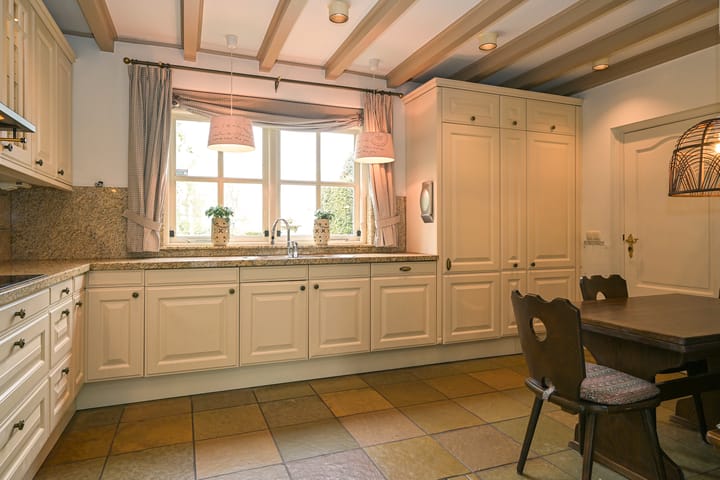 Photo 12 of Kniplaan 7