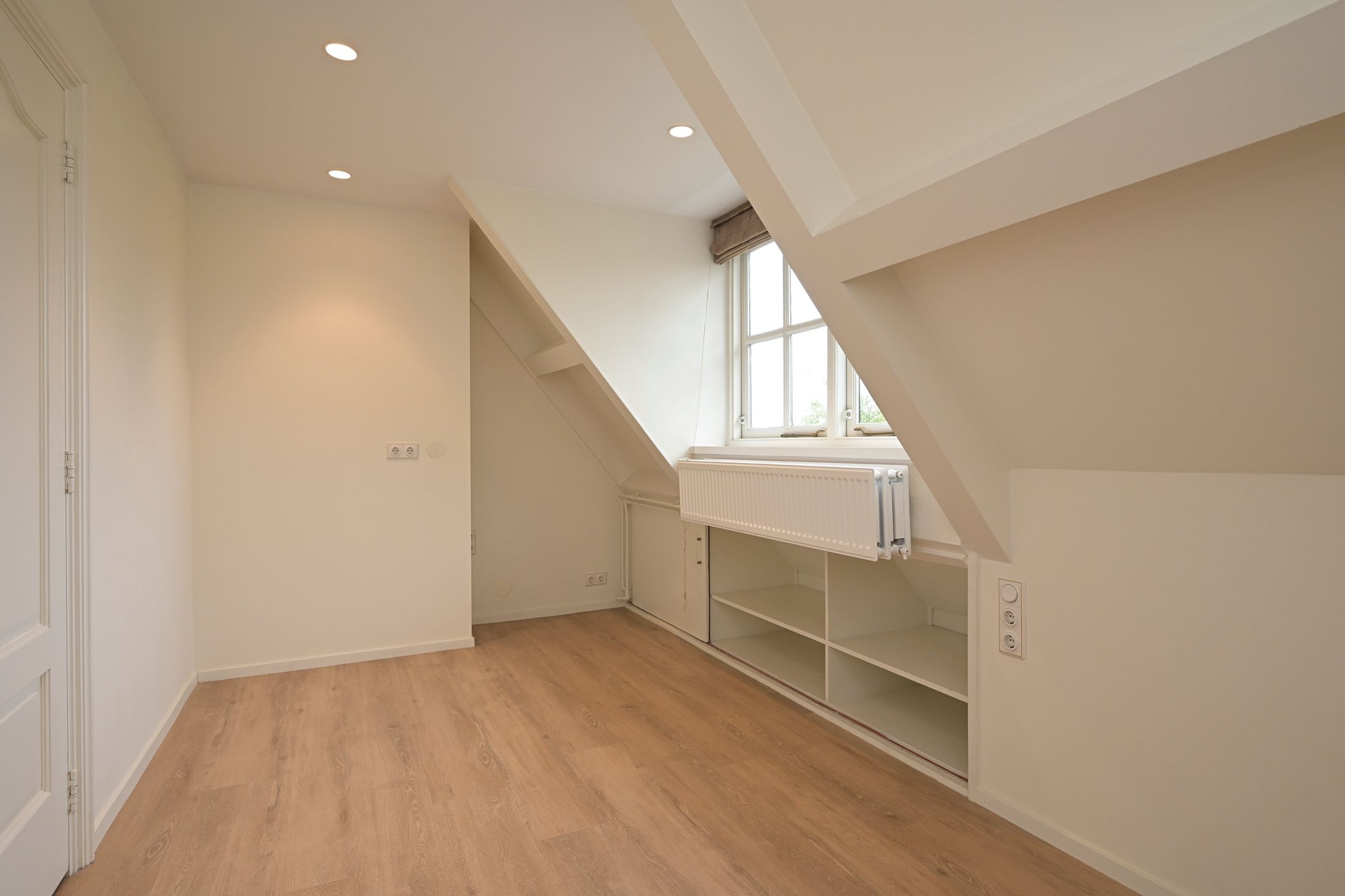 Foto 42 van Kniplaan 7