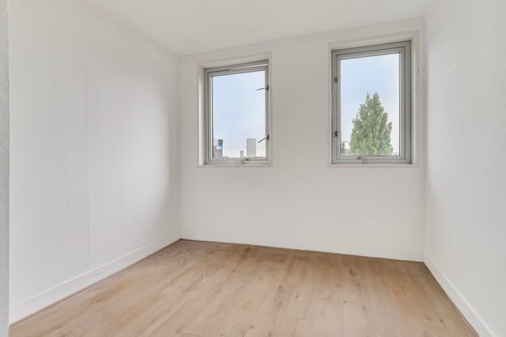 Foto 18 van Bergselaan 338-B02