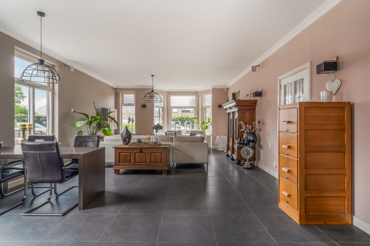 Foto 10 van Emmastraat 98