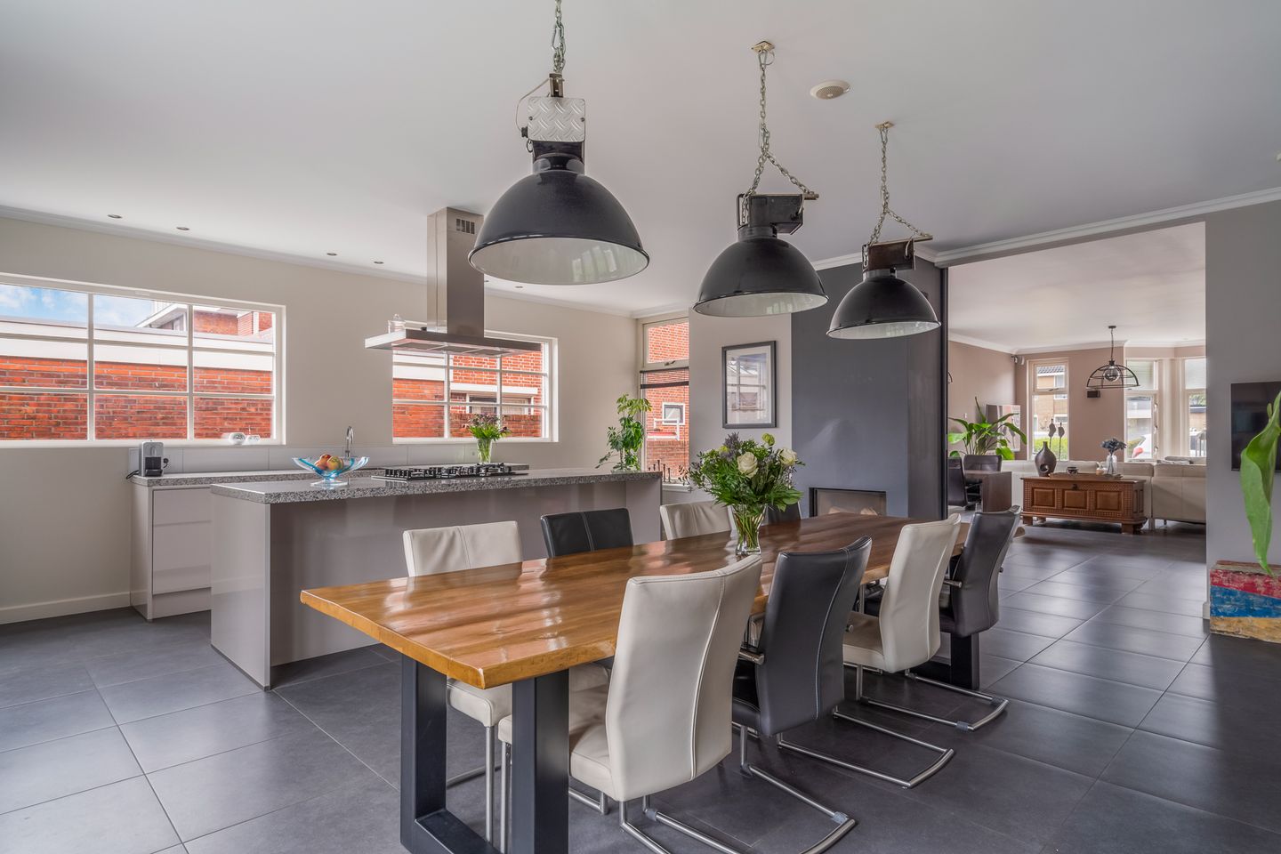 Foto 20 van Emmastraat 98