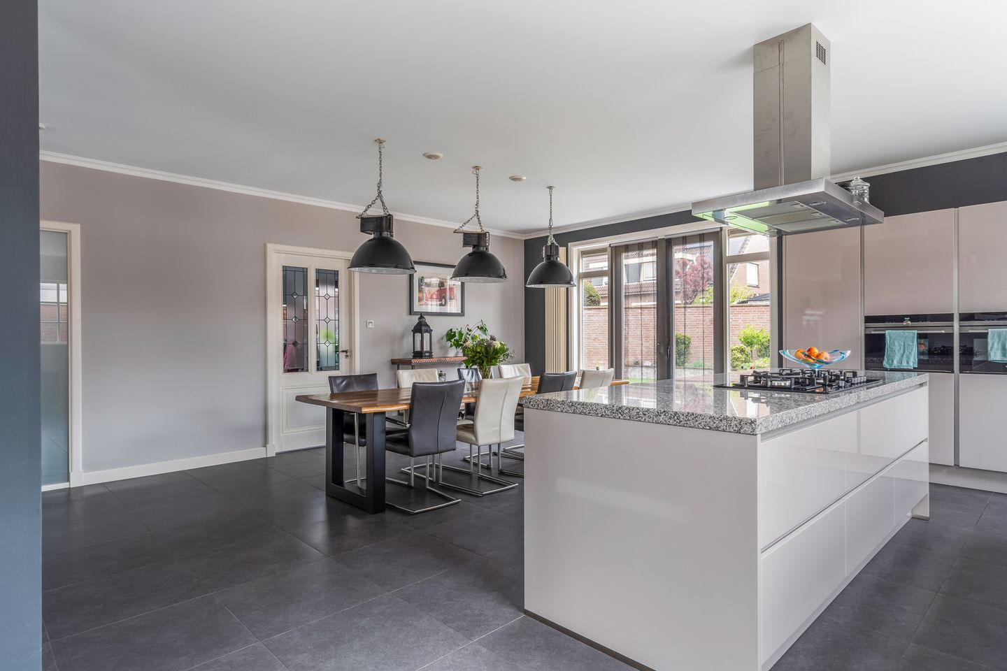 Foto 25 van Emmastraat 98