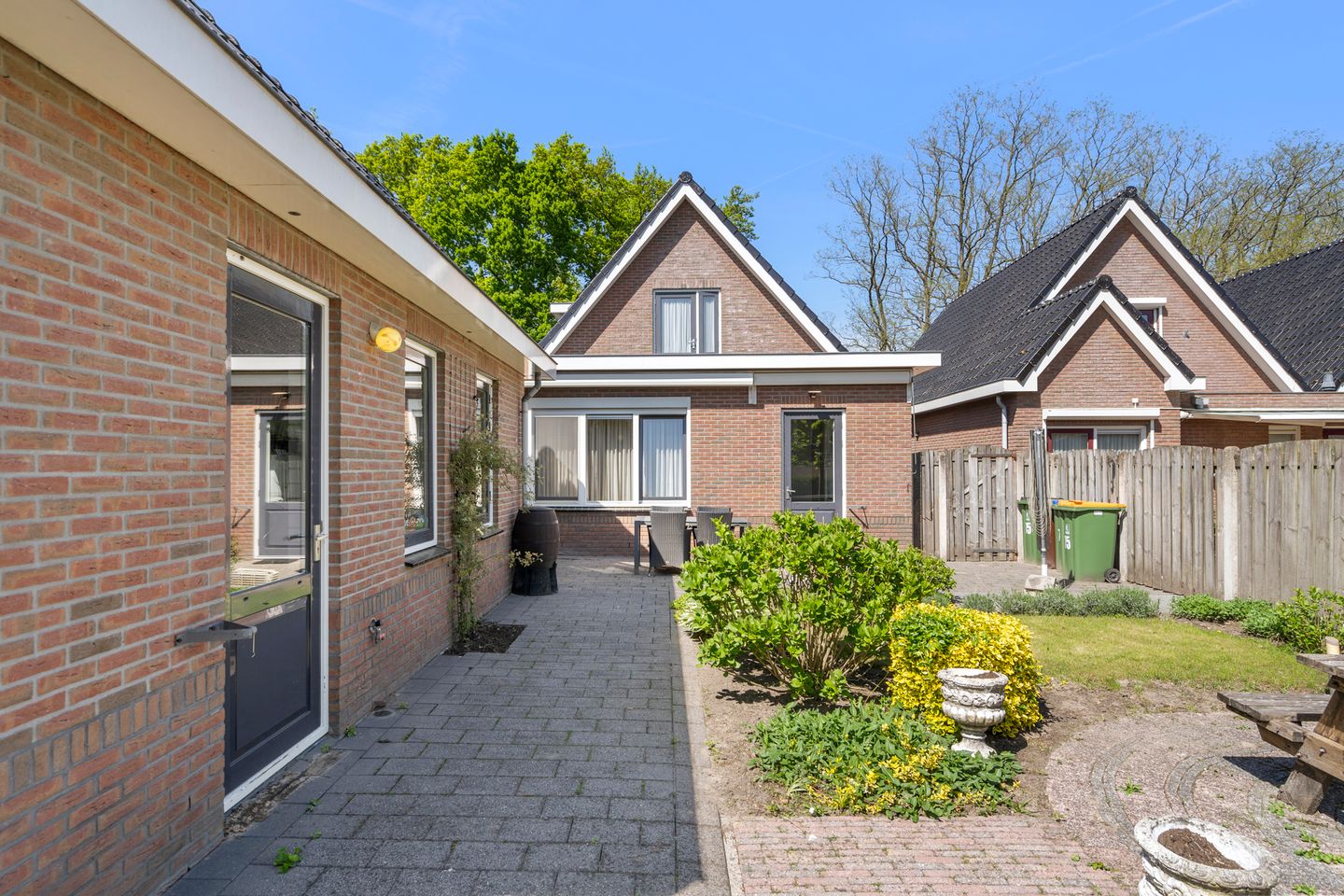 Foto 29 van Postweg 75