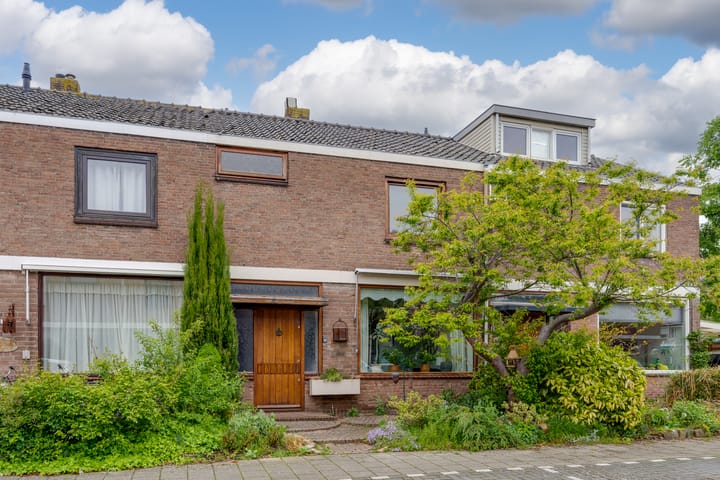 View photo of Atletenstraat 19