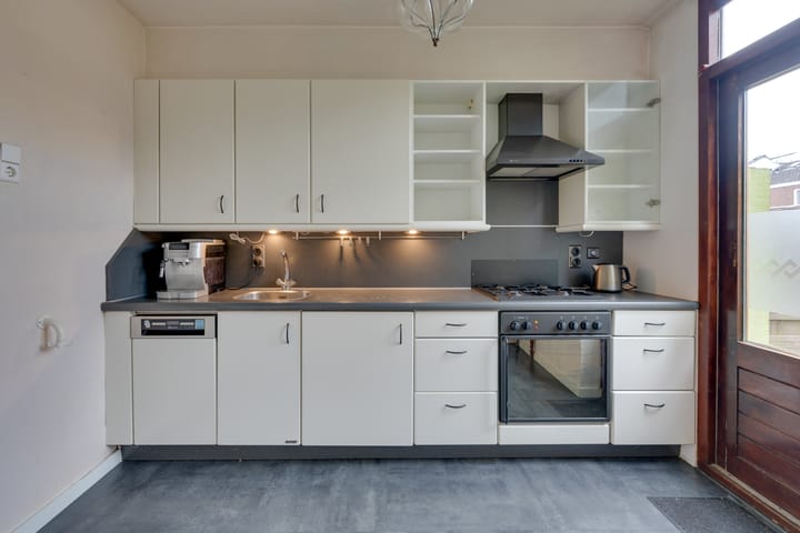 Foto 14 van Atletenstraat 19