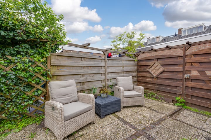 Foto 19 van Atletenstraat 19