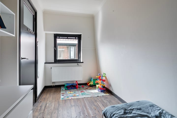 Foto 22 van Tuinstraat 15