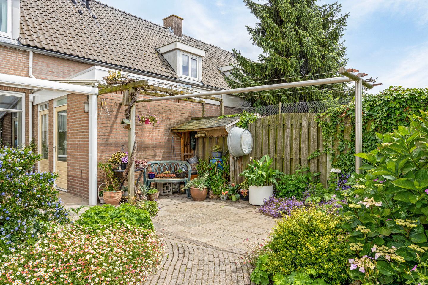 Foto 25 van Hoofdstraat 121