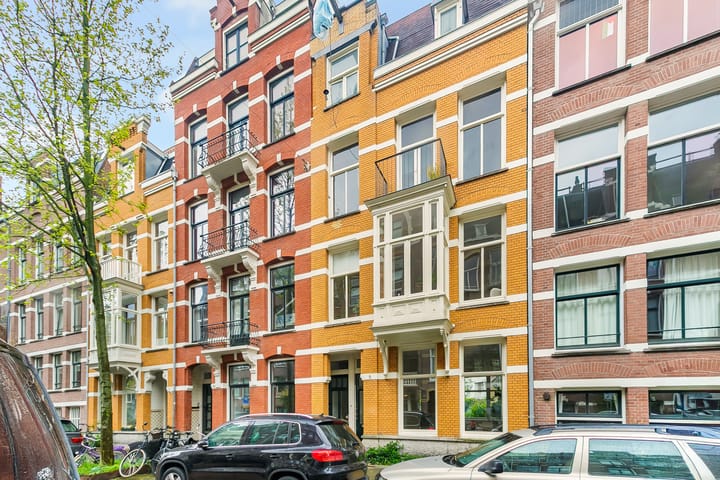 Bekijk foto van Alberdingk Thijmstraat 8 H