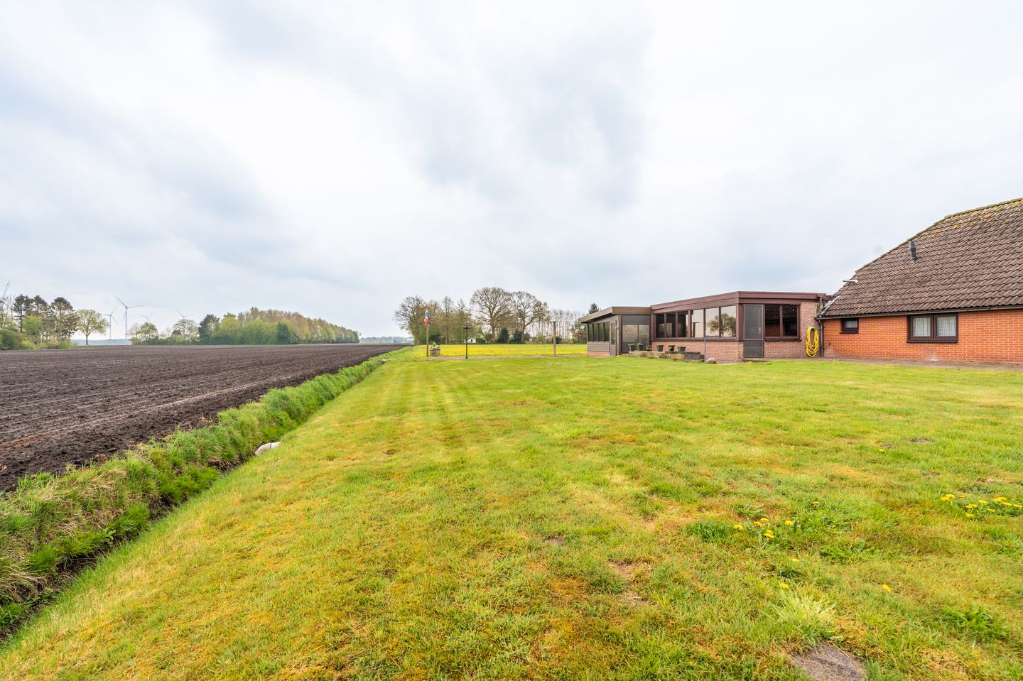 Foto 10 van Parallelweg 1