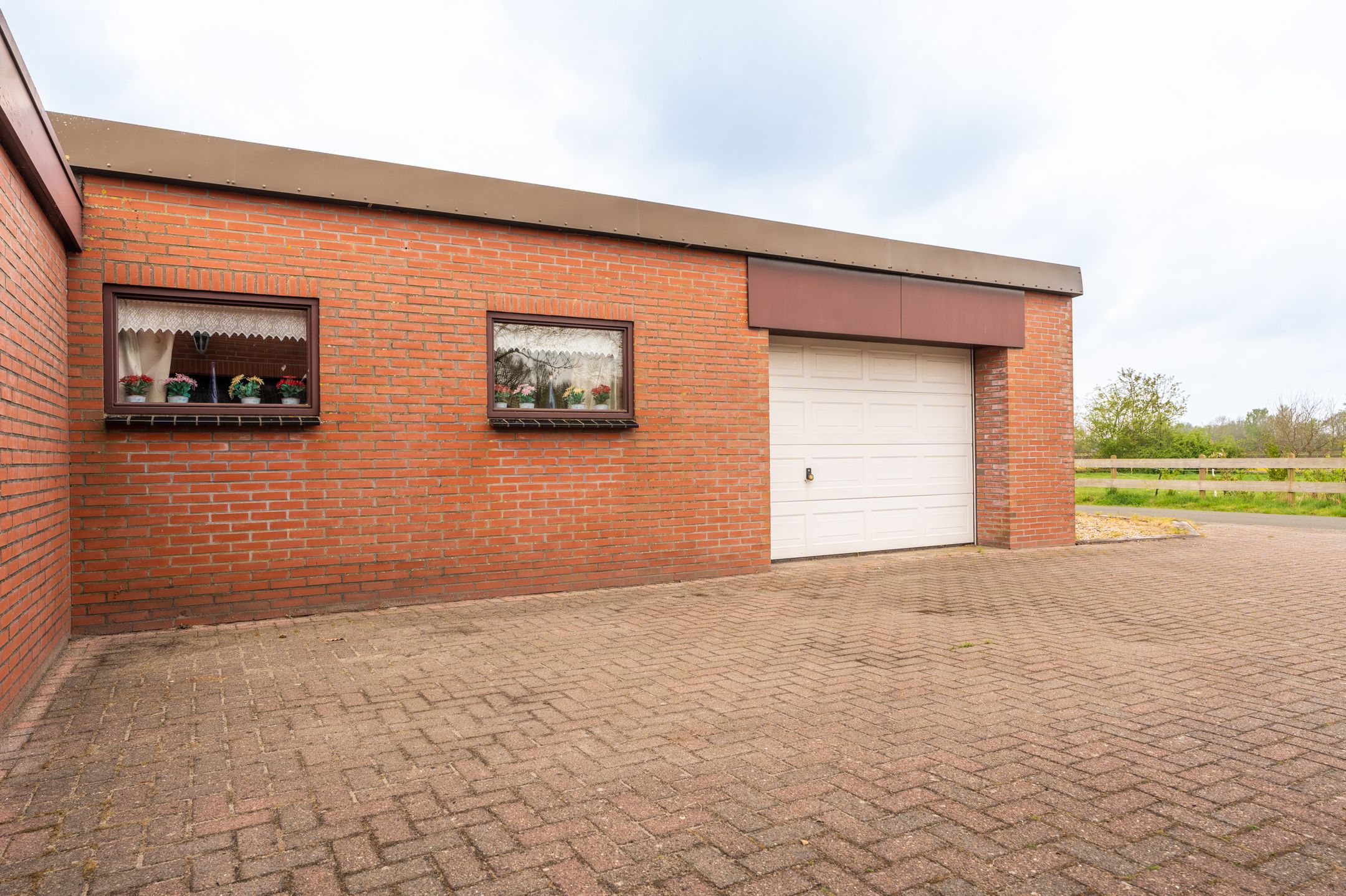 Foto 21 van Parallelweg 1