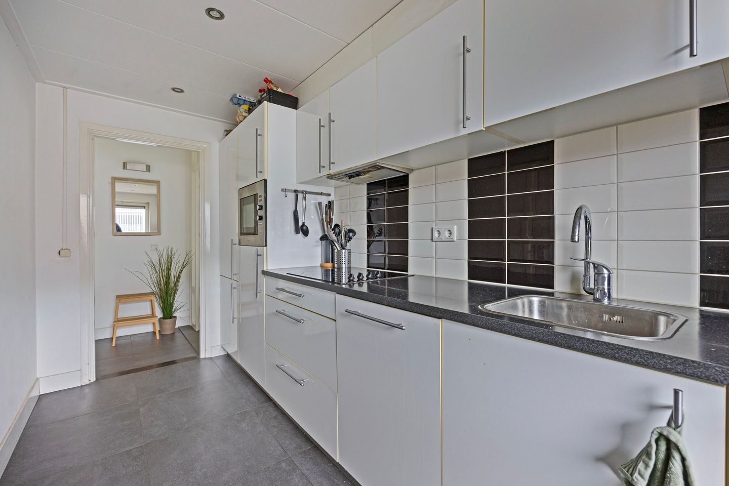 Photo 14 of Haaksbergerstraat 83