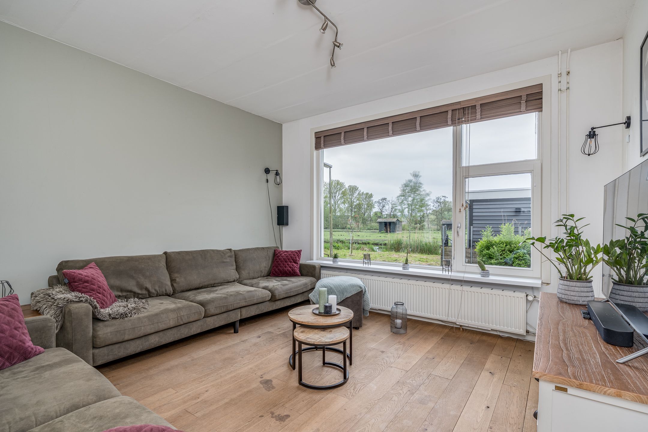 Photo 6 of Stationsbuurt 25