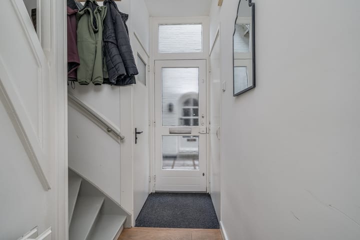 Foto 5 van Stationsbuurt 25