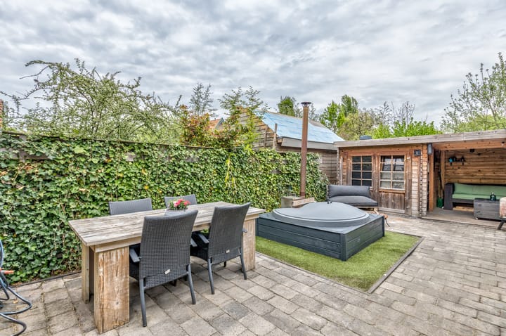 Foto 15 van Stationsbuurt 25