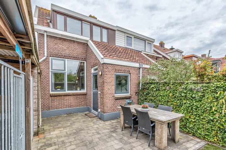 Foto 20 van Stationsbuurt 25