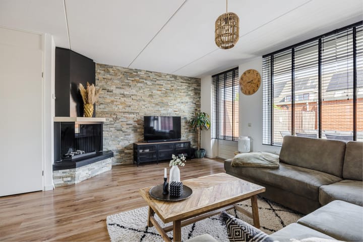 Foto 7 van Van Duin-akker 20