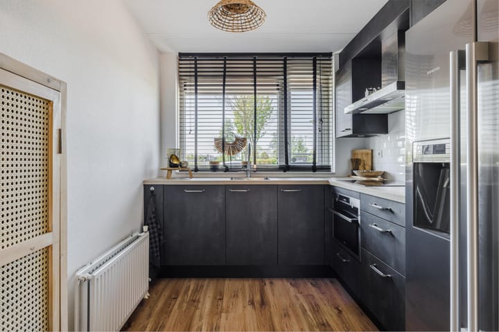 Foto 12 van Van Duin-akker 20