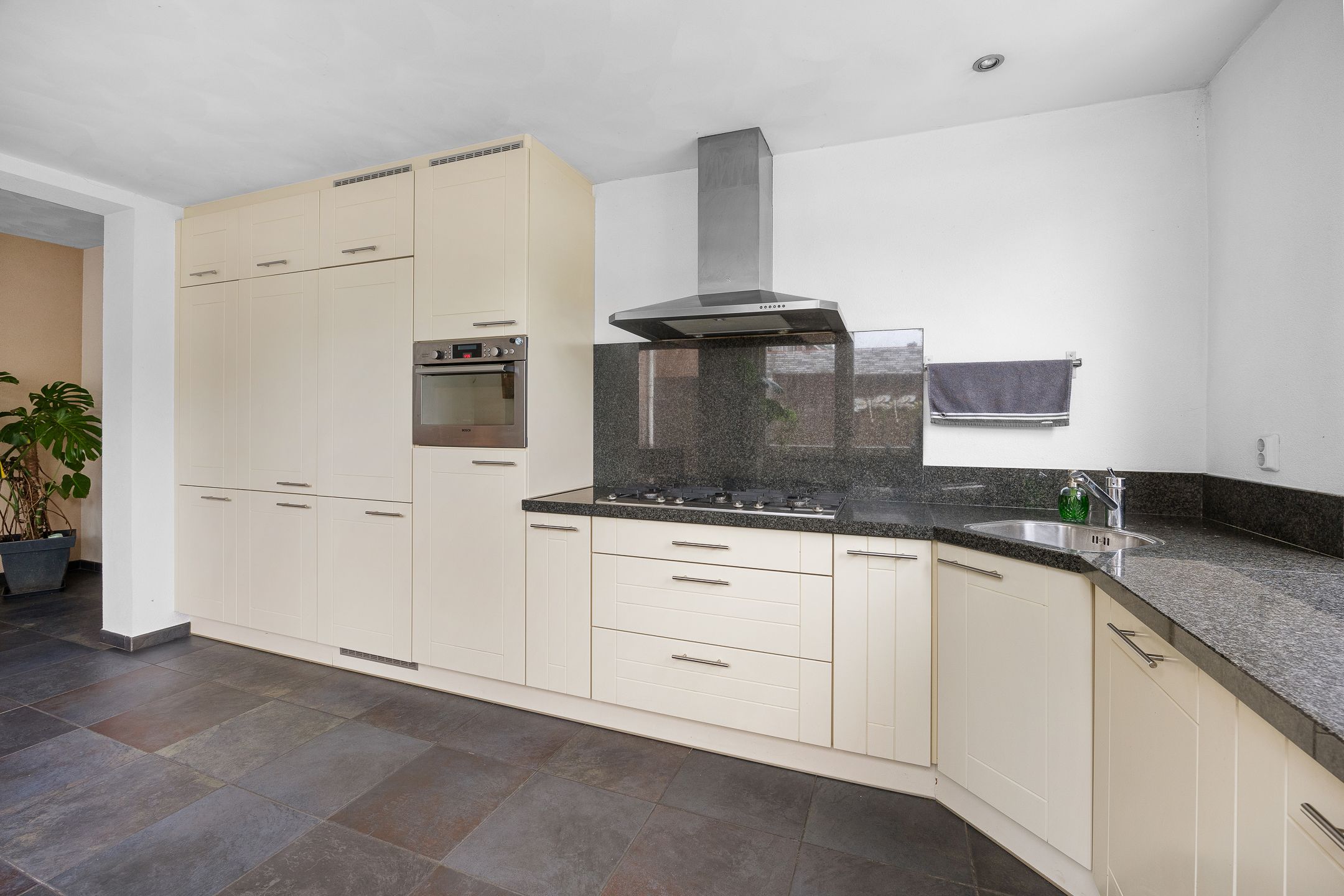 Foto 3 van Vriezeweg 41