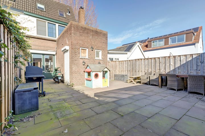 Foto 19 van Jacobastraat 3