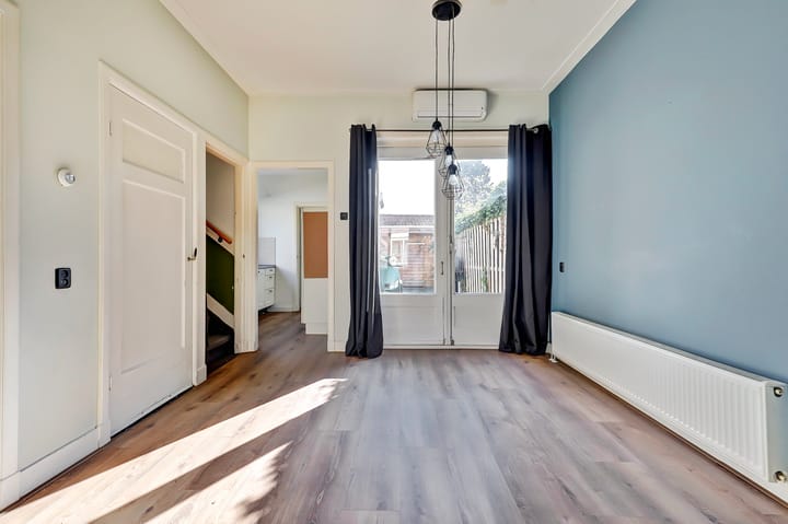 Foto 8 van Jacobastraat 3