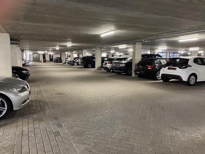 Photo 2 of Zonnehof K-20 parkeerplaats