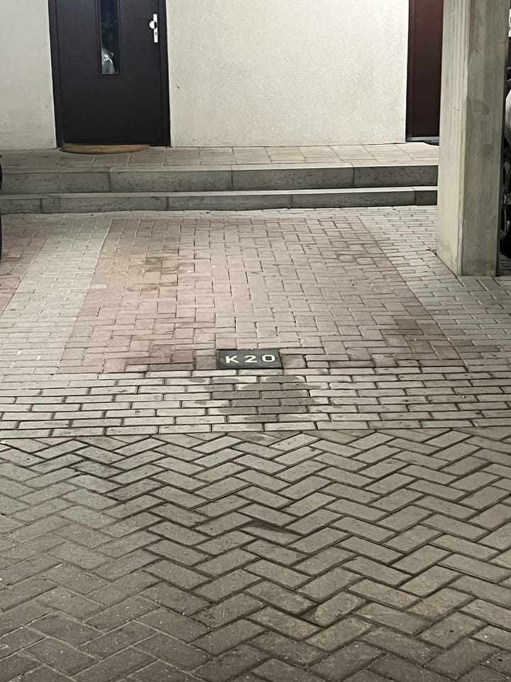 Photo 8 of Zonnehof K-20 parkeerplaats