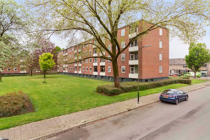 Foto 25 van Lekstraat 145