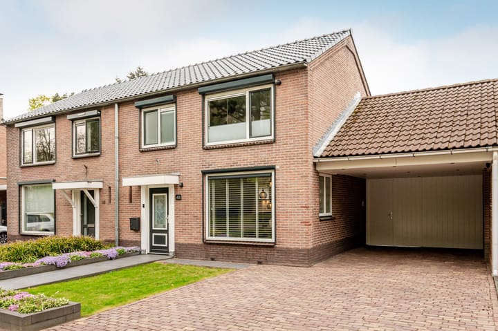 Foto 1 van Nassaulaan 48