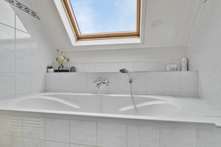 Foto 24 van Binnenweg 17