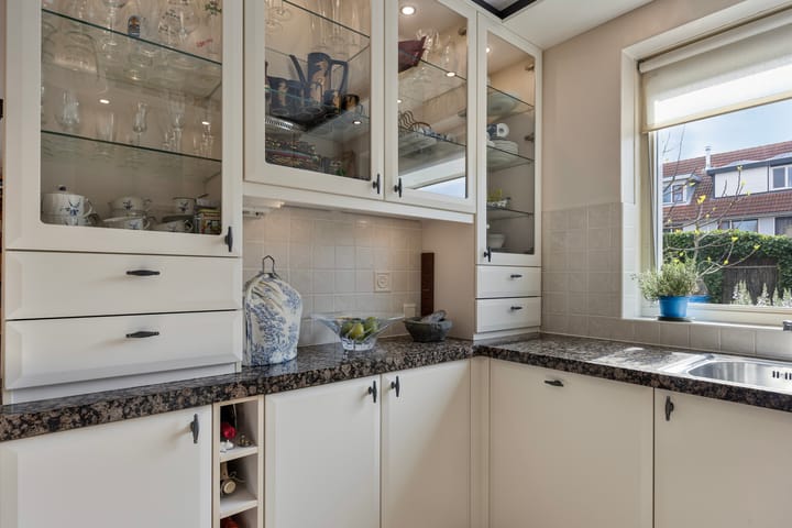 Foto 15 van Benthuizenstraat 30