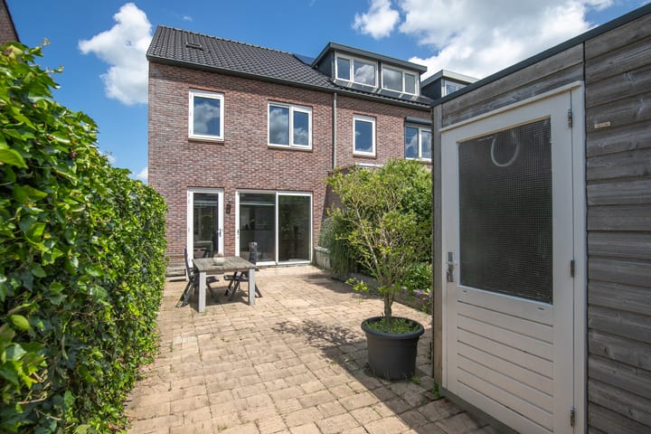 Foto 30 van Cantharellaan 60