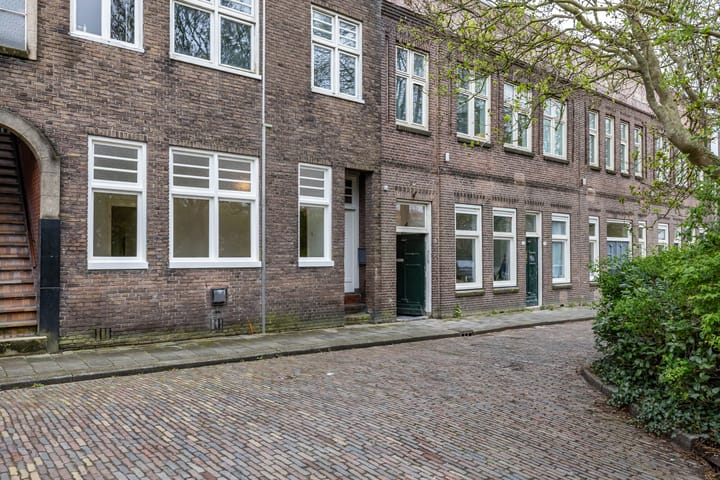 Foto 1 van Viaductstraat 1