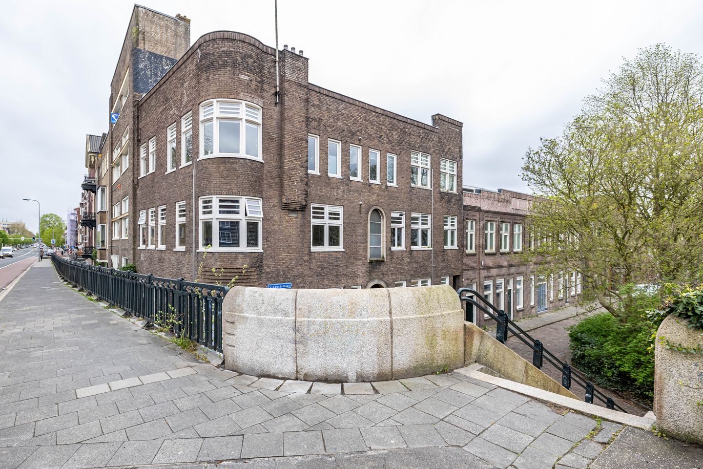 Foto 5 van Viaductstraat 1