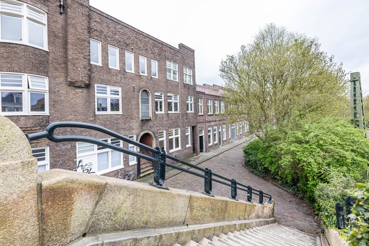 Foto 6 van Viaductstraat 1