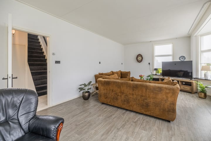 Photo 10 of Pieter Venemakade 177