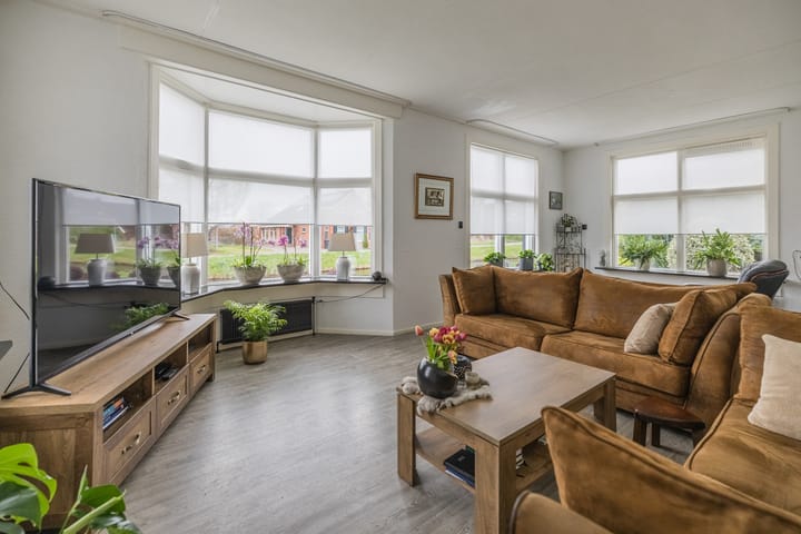 Photo 11 of Pieter Venemakade 177