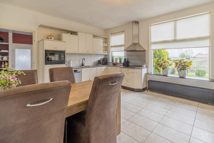 Photo 12 of Pieter Venemakade 177