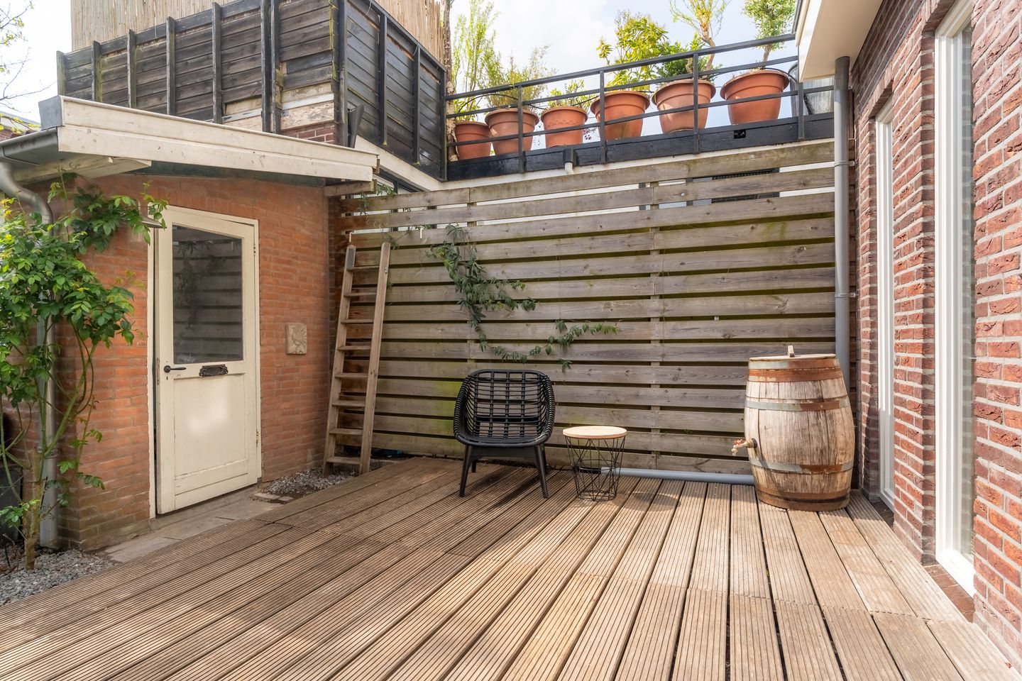 Photo 10 of Pieter Nieuwlandstraat 35