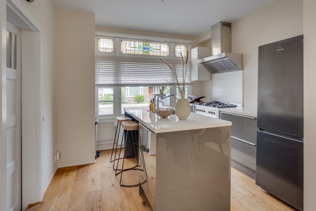 Photo 16 of Pieter Nieuwlandstraat 35