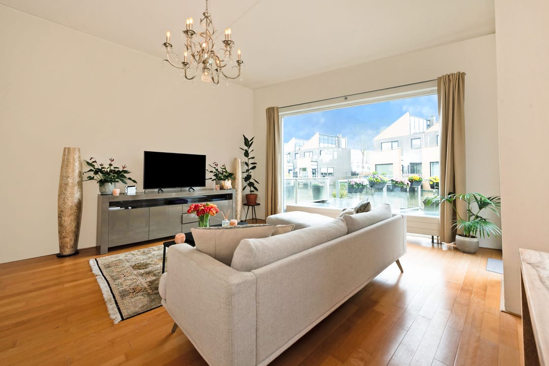 Photo 22 of Gele Plomp 24