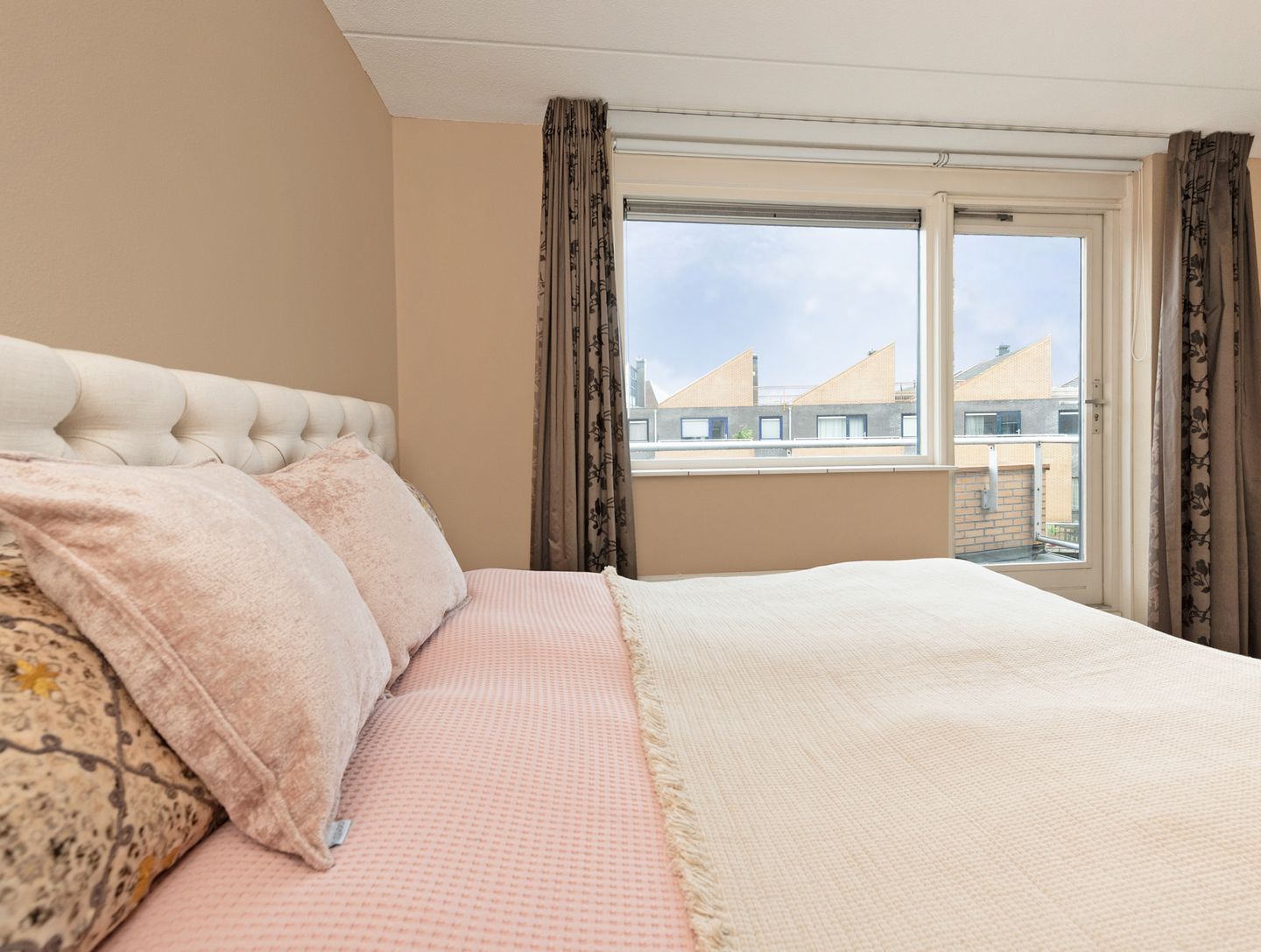 Photo 29 of Gele Plomp 24