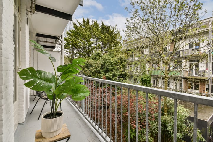 Foto 12 van Baffinstraat 35-2