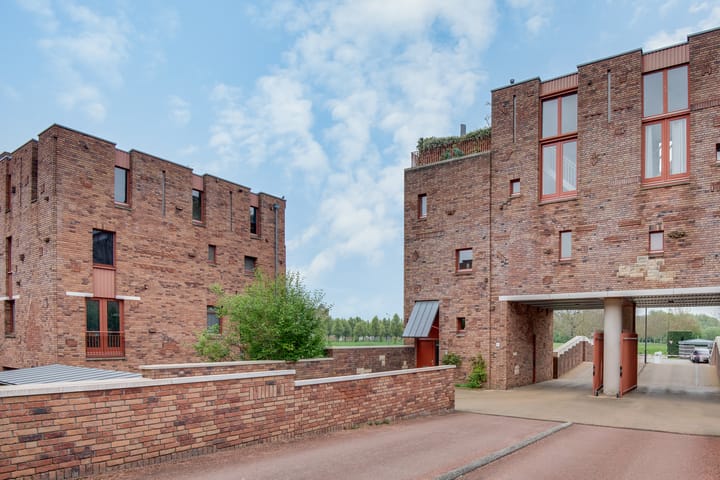 Photo 32 of Leliënhuyze 45