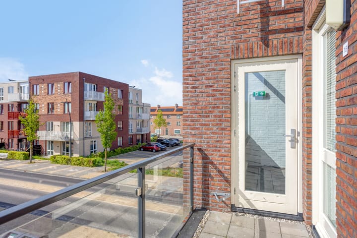 Foto 9 van Smedingplein 18