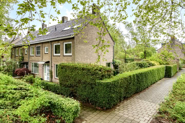 Churchilllaan 46